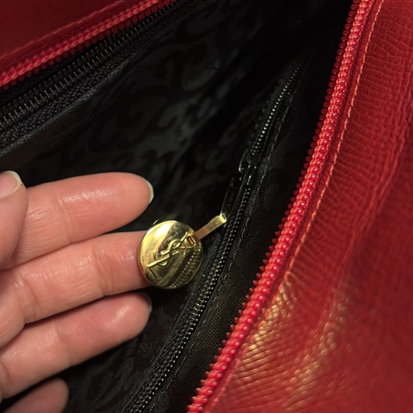 Yves Saint Laurent Red Embossed Shoulder Bag - Picture 7 of 17
